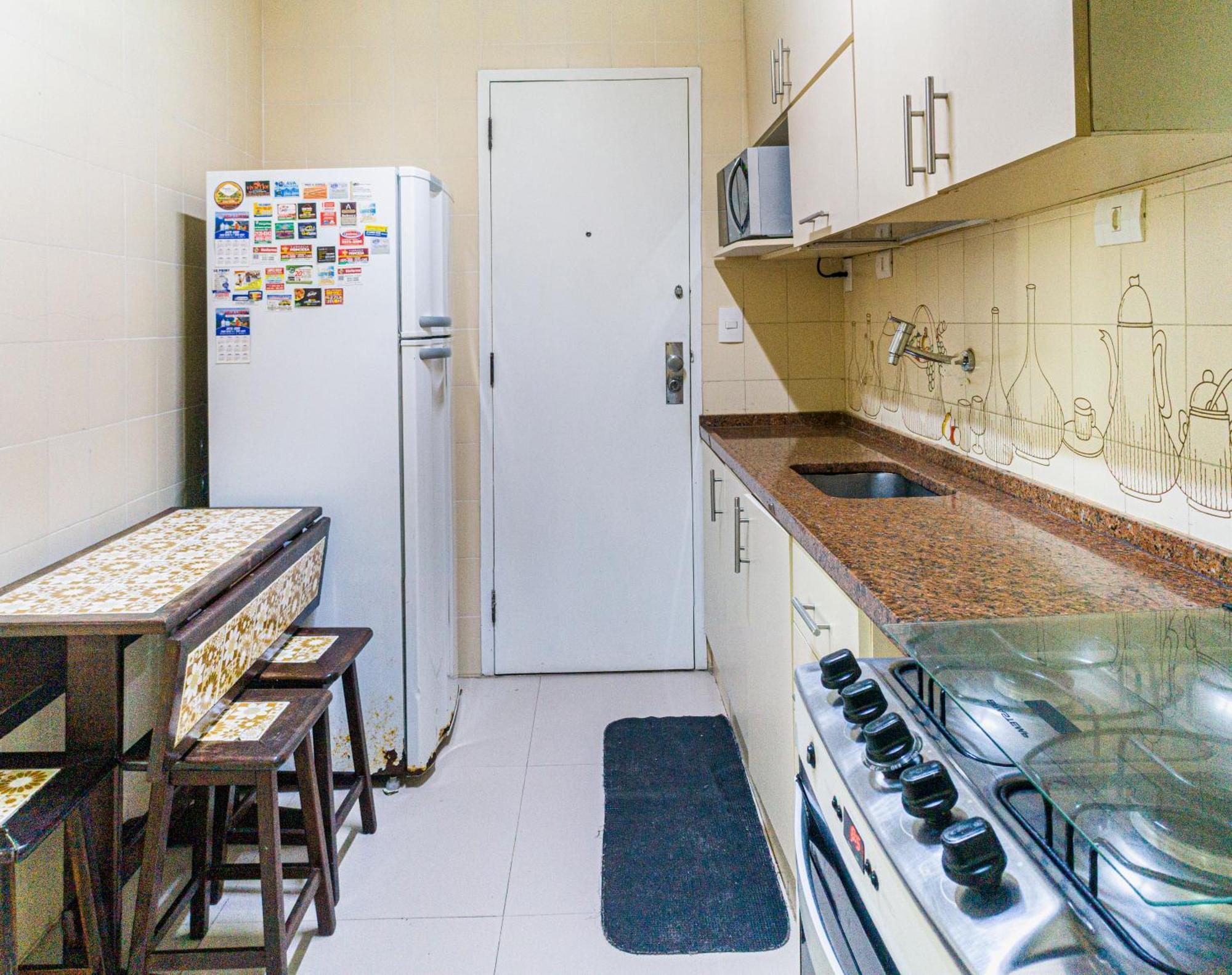 Apartamento Completo Na Praia De Copacabana 02 Quartos Com Vista Lateral Mar Em Andar Alto, Ar, Wifi , Netflix, Pauloangerami Rmvc18 Рио-де-Жанейро Экстерьер фото