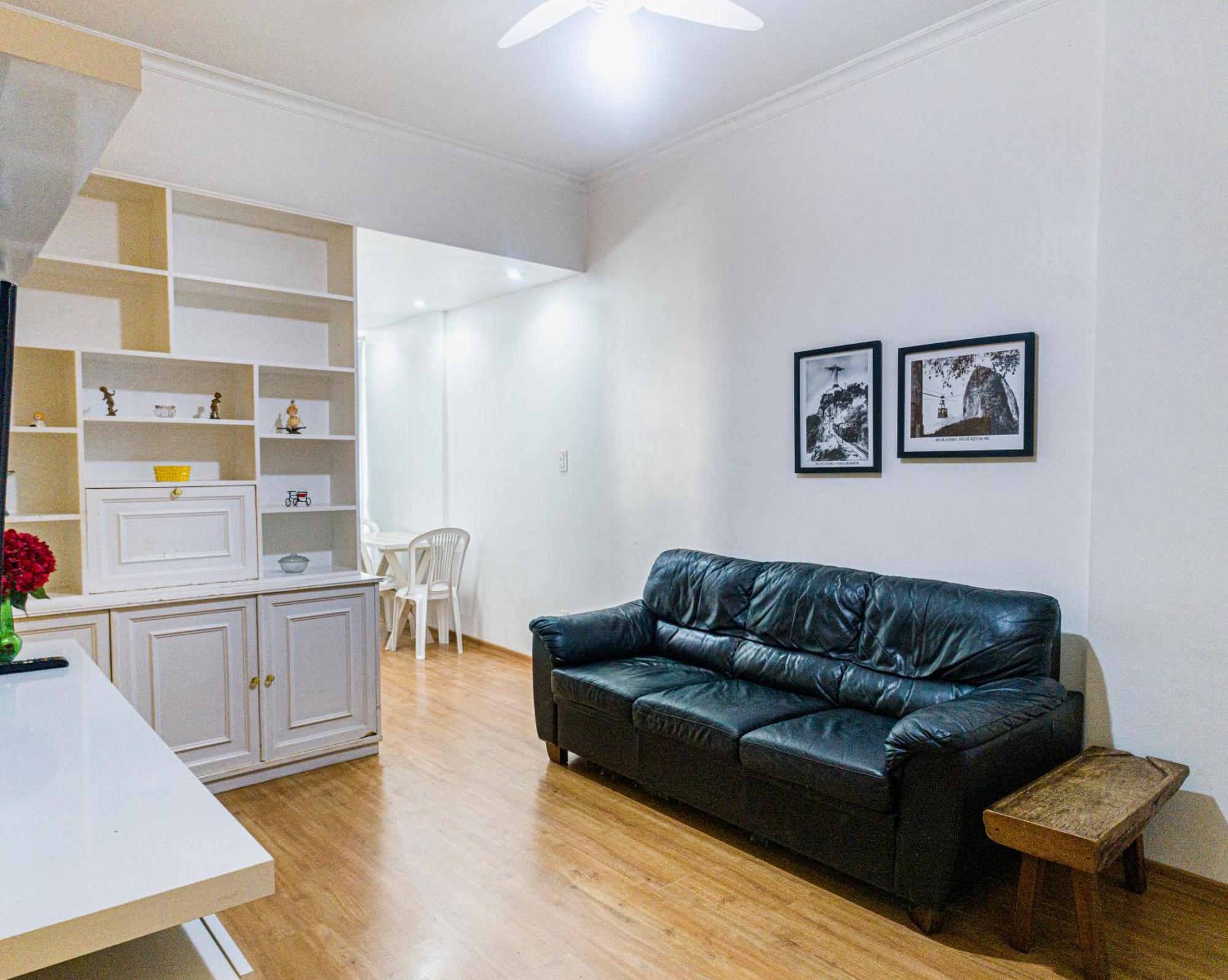 Apartamento Completo Na Praia De Copacabana 02 Quartos Com Vista Lateral Mar Em Andar Alto, Ar, Wifi , Netflix, Pauloangerami Rmvc18 Рио-де-Жанейро Экстерьер фото